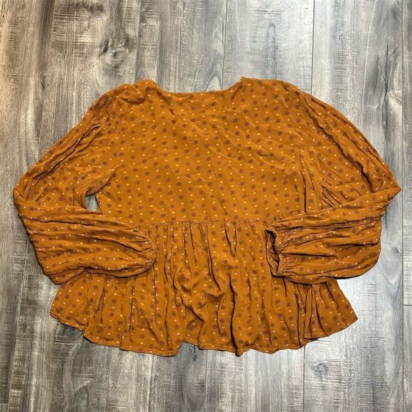 Shyanne Women's Orange Blouse M Long Sleeve Double-Tie Eyelet Pattern - Picture 2 of 4